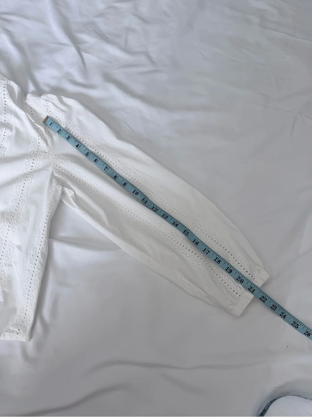 Zara White Eyelet Button-Front Blouse, size medium, 100% cotton
